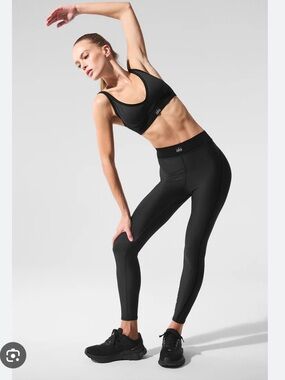 Alo airlift line up leggings bra SZ XS S Black